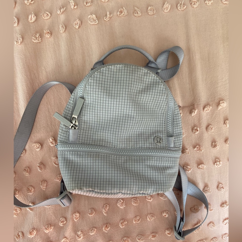 lululemon city adventurer backpack micro 3L